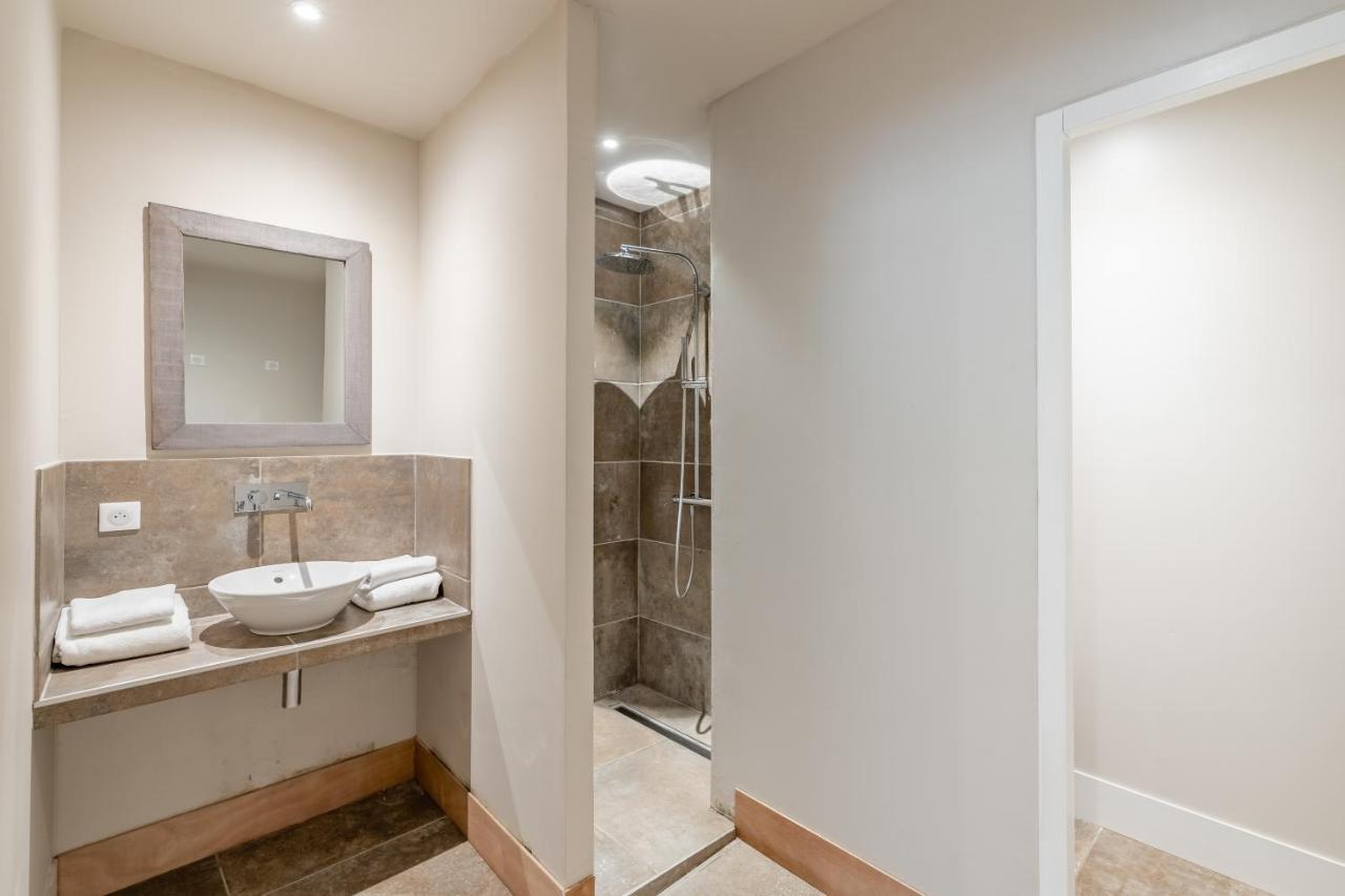 ラ・キャディエール・ダズールLoft D'Architecte Au Coeur D'Un Domaine Viticoleアパートメント エクステリア 写真